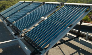 太阳能属于什么反应（太阳能是太阳内部的什么反应）