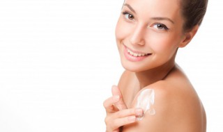 如何使用身体乳(身体乳哪些部位不能擦)