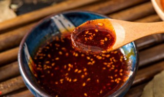 酸辣粉辣椒油怎么熬 酸辣粉油辣椒的做法及配方