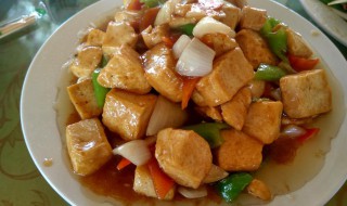 北菇烧豆腐怎么做 北菇烧豆腐怎么做好吃