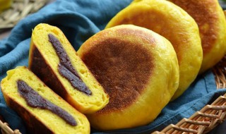香糯南瓜豆沙饼怎么做（香糯南瓜豆沙饼怎么做好吃）