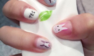 美甲贴能不能沾水（美甲贴贴完多久可以沾水）