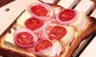 布里奶酪小披萨怎么做（小布里奶酪可以做什么）