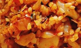 龙虾丸圆白菜炒饭怎么做（龙虾丸圆白菜炒饭怎么做的）