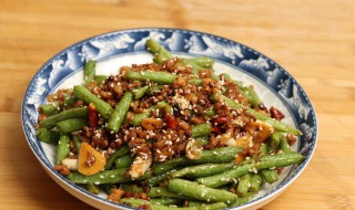香辣玉米四季豆怎么做（香辣四季豆的家常做法）