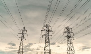 电和光哪个速度快 电跟光哪个速度快