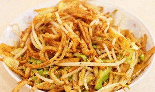 豆芽肉丝焖饼的做法窍门 豆芽肉焖饼窍门