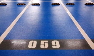 新手如何选择停车位（新手如何选择停车位的车）