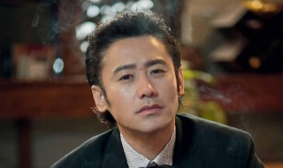 中年男人发型适合有白发的（中年男士白发发型）