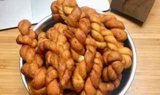 怎么和面炸的麻花更脆 怎么和面炸的麻花更脆视频