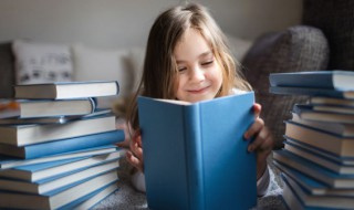 拘可以组什么词 抱可以组什么词语