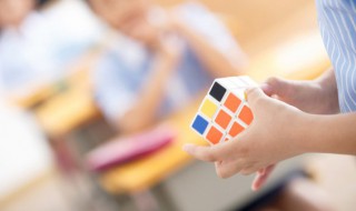 魔方公式字母代表什么 魔方公式字母代表什么含义