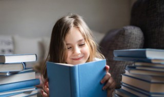 juan中间的u读什么（yuan中间的u读什么）