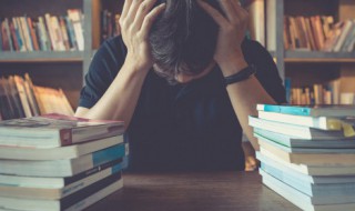 一个斤一个页读什么 一个斤一个页读什么组词