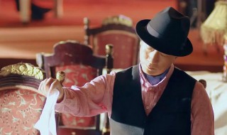 一代枭雄吃西餐打碎杯子第几集 一代枭雄吃饭摔杯子是哪一集