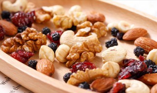 老人吃点什么对身体好(老人吃点什么对身体好些)