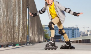 滑冰运动有什么运动技巧 滑冰运动有什么运动技巧和方法