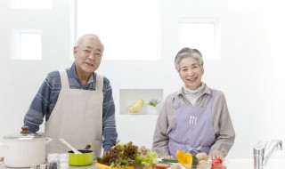70岁以上老年人吃什么营养品好 70岁以上老年人吃什么营养品好一些