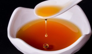 橄榄油对女人有什么作用（橄榄油对女人有什么作用与功效）