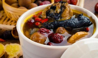 秋季补气血吃什么（秋季补气血吃什么菜）