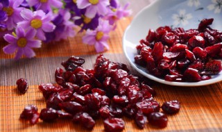 蔓越莓干的功效与作用及禁忌 蔓越莓干的功效与作用及禁忌症