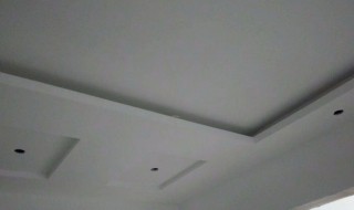 刮腻子和吊顶哪个先做（刮腻子和厨卫吊顶哪个先做）