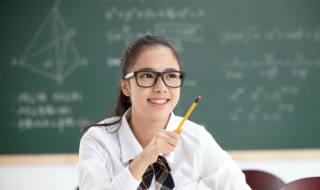 蟾宫折桂成语意思（蟾宫折桂成语意思解释）