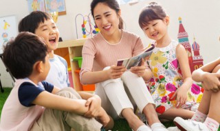 成语龙蟠虎踞意思（龙蟠虎踞 释义）