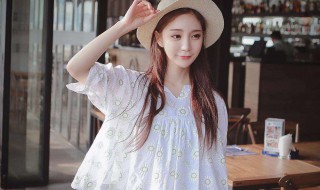 宽松T恤怎么搭配 宽松t恤怎么搭配好看