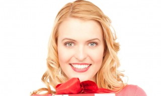 关于写人神态的句子20字(关于写人神态的句子20字左右)