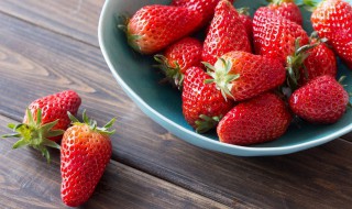 草莓多吃好么（草莓多吃好吗）
