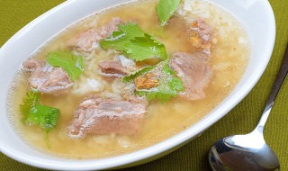 粉丝简单做法夜宵（粉丝怎么做夜宵）