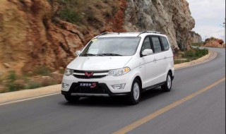 五菱宏光s的空调在哪个位置怎么拆 五菱宏光s空调在哪里