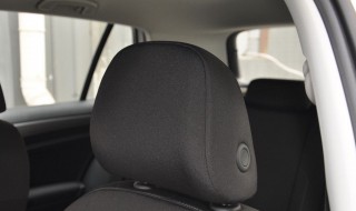 大众途岳前排座椅头枕怎么拆（大众途岳前排座椅头枕怎么拆视频）