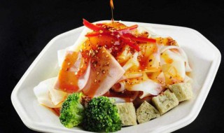 凉皮调料汁最详细配方(凉皮的调料汁怎么做)