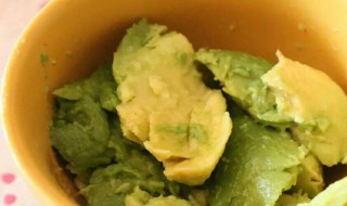 牛油果怎么做辅食给宝宝吃（牛油果怎么做辅食给宝宝吃呢）