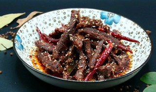 冷吃牛肉怎么做（牛肉怎么做不柴）