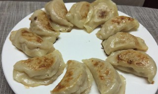 煎饺的做法（煎饺的做法 速冻饺子）