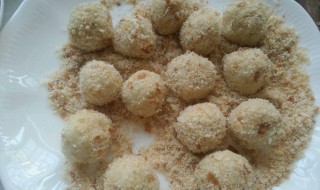 鳕鱼丸子怎么做给宝宝吃 鳕鱼丸子怎么做给宝宝吃好吃