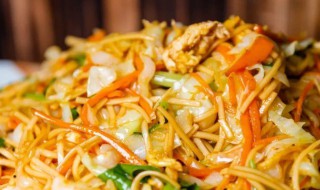 好吃简单的三丝炒面做法（好吃简单的三丝炒面做法视频）