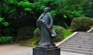 辛弃疾报国雄心的诗句有哪些（辛弃疾报国情怀的诗）