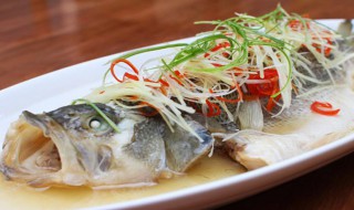 年的味道清蒸鲈鱼 过年清蒸鲈鱼