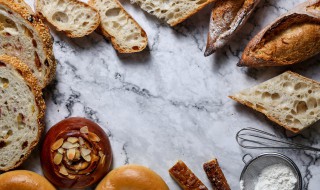 简单的烤箱面包怎么做 简单的烤箱面包怎么做好吃