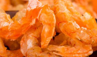 虾要怎么做才能变成虾米 活虾怎么做成虾米