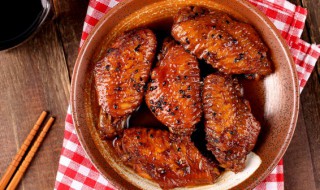 做葱油鸡翅的方法 葱花鸡翅怎么做好吃