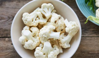 干锅豆腐花菜怎么做（干锅豆腐花菜怎么做才好吃）