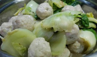 大白菜鱼丸做法窍门（白菜鱼丸做法大全家常窍门）