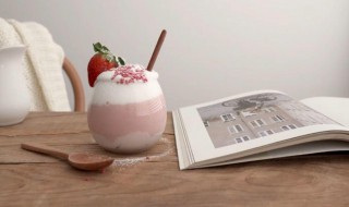 草莓奶昔麦芬 草莓奶昔草莓奶昔