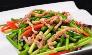 蒜薹炒肉的做法（蒜苔炒腊肉的做法）