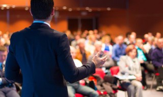 公众演讲的五个关键技巧 公众演讲要注意什么